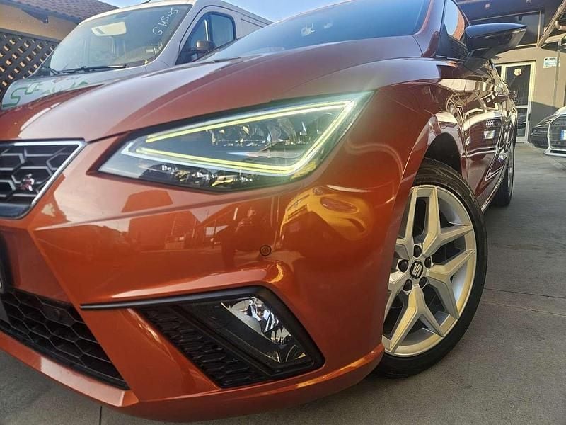 Usata Seat Ibiza FR 90 CV (66 kW) 2019 Arancione Utilitaria