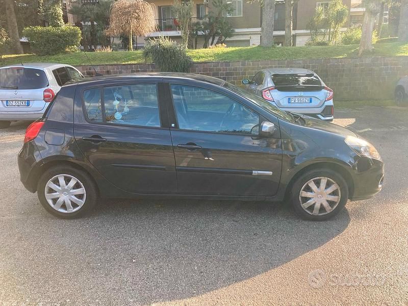 Usata Renault Clio II 2010 Nero Berlina