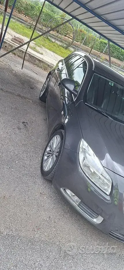Usata Opel Insignia 160 CV (117 kW) 2012 Grigio Station wagon
