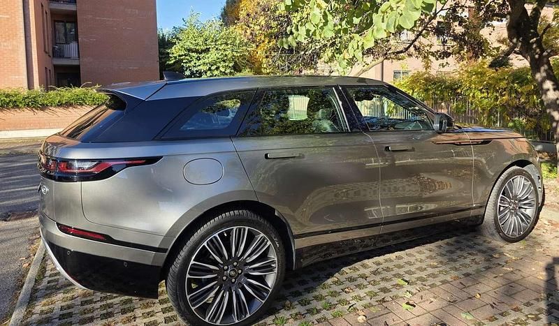 Usata Land Rover Range Rover Velar R-Dynamic 275 CV (202 kW) 2020 Grigio SUV