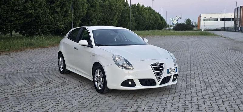 Usata Alfa Romeo Giulietta 105 CV (77 kW) 2011 Other Utilitaria