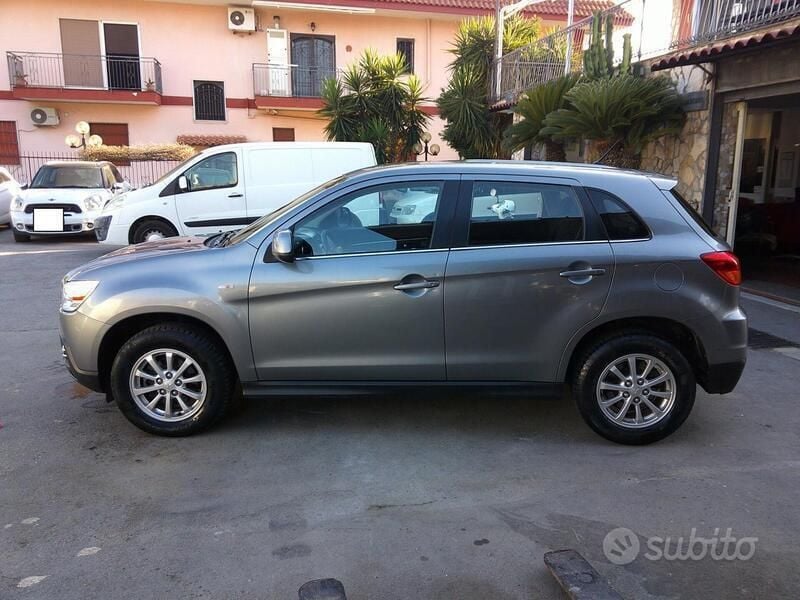Usata Mitsubishi ASX Inform 150 CV (110 kW) 2010 Grigio SUV