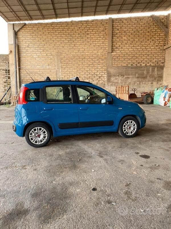 Usata 2012 Fiat Panda Due volumi | 4200 € (Cara) - Immagine 1/4
