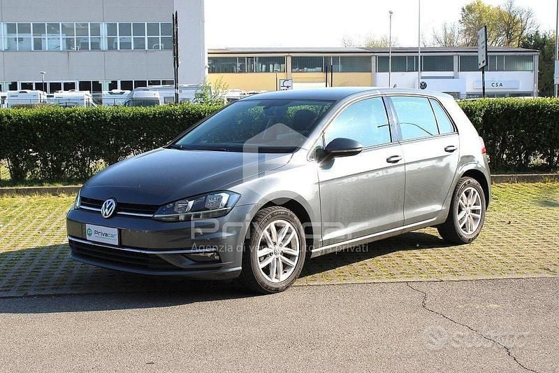 Usata VW Golf VII Business 116 CV (85 kW) 2018 Grigio Utilitaria