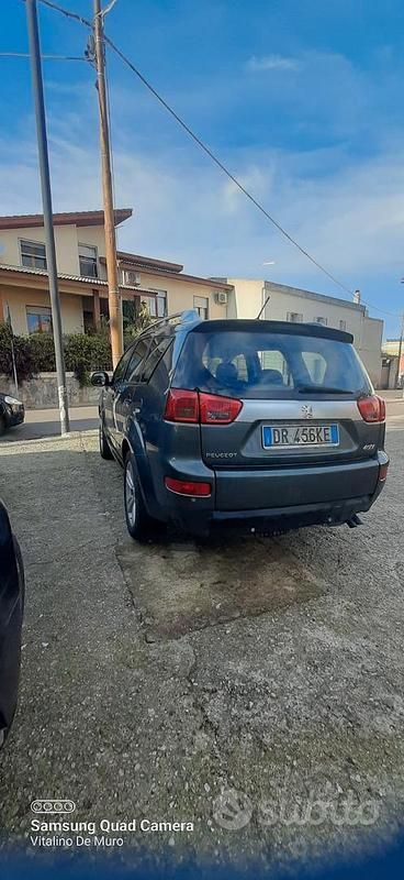 Usata Peugeot 4007 156 CV (114 kW) 2008 Verde SUV