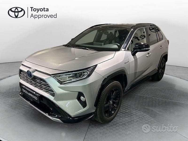 Usata Toyota RAV4 Hybrid Style 218 CV (160 kW) 2022 Grigio SUV