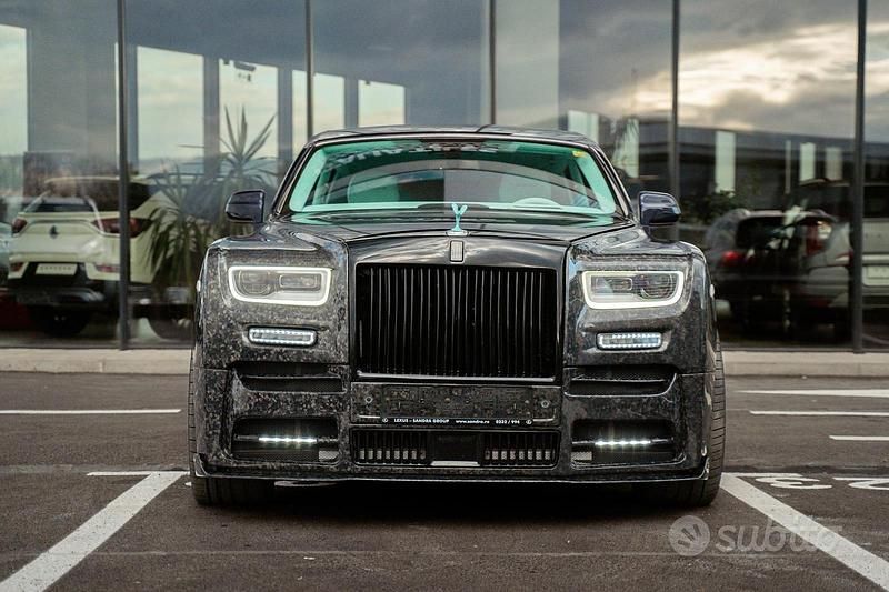 Nero Usata 2018 Rolls Royce Phantom Tre volumi | 299.999 € - Immagine 1/4