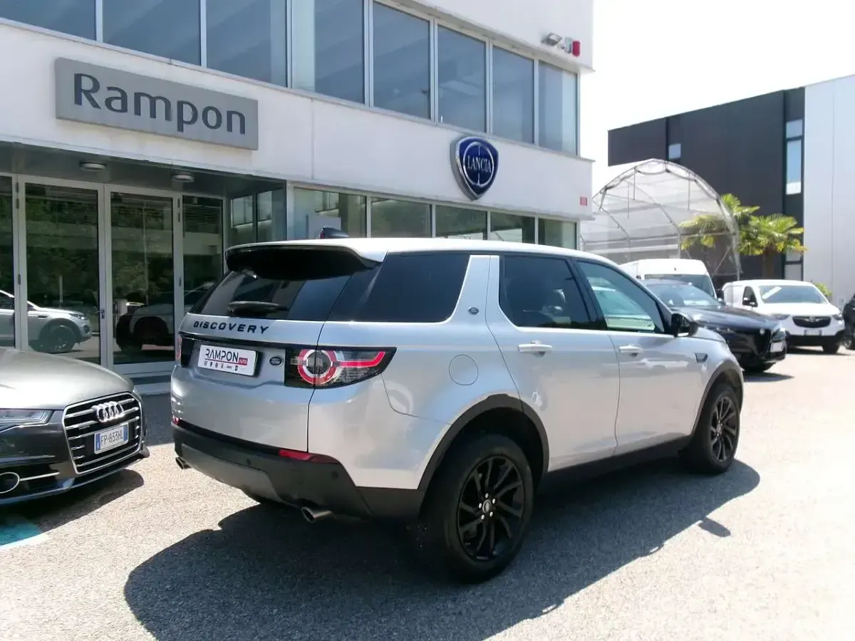 Usata Land Rover Discovery Sport Pure 150 CV (110 kW) 2019 Grigio SUV