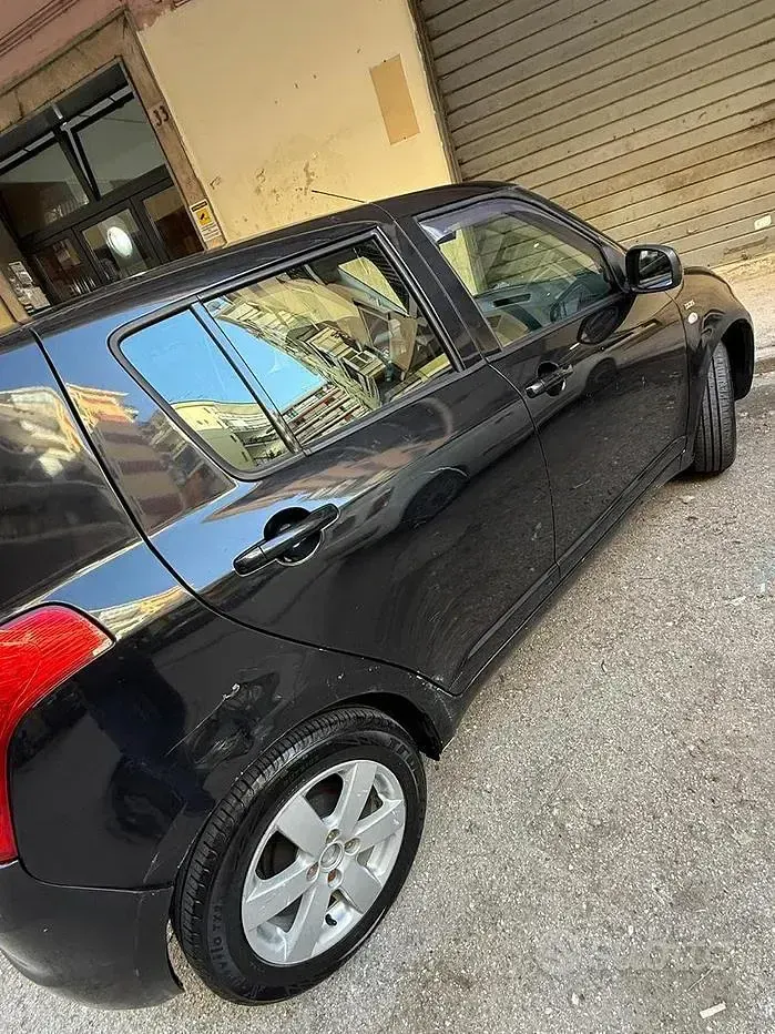 Usata Suzuki Swift 69 CV (50 kW) 2008 Nero Utilitaria