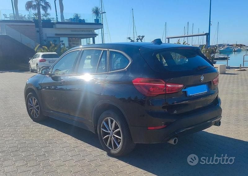 Usata BMW X1 150 CV (110 kW) 2019 Nero SUV