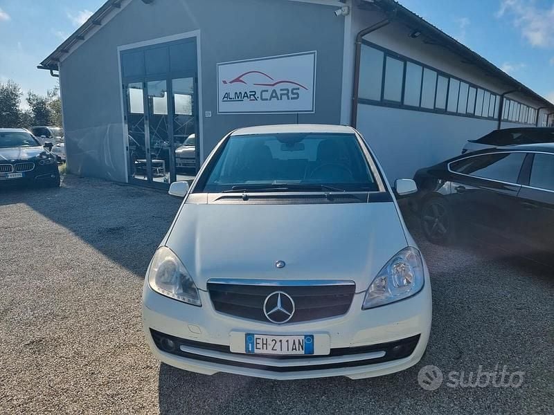 Usata Mercedes A160 Avantgarde 95 CV (69 kW) 2011 Bianco Berlina