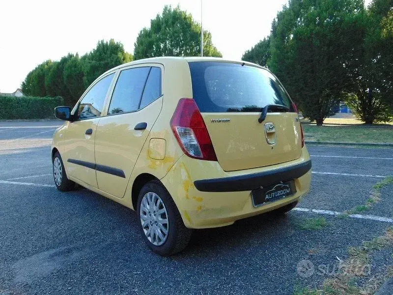 Usata Hyundai i10 Style 65 CV (47 kW) 2008 Giallo Utilitaria