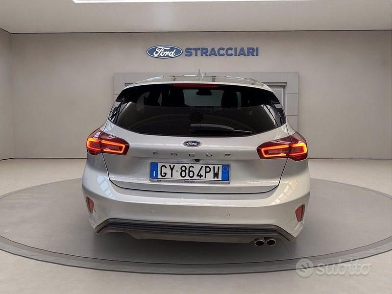 Usata Ford Focus ST-Line 116 CV (85 kW) 2025 Grigio metallizzato Berlina