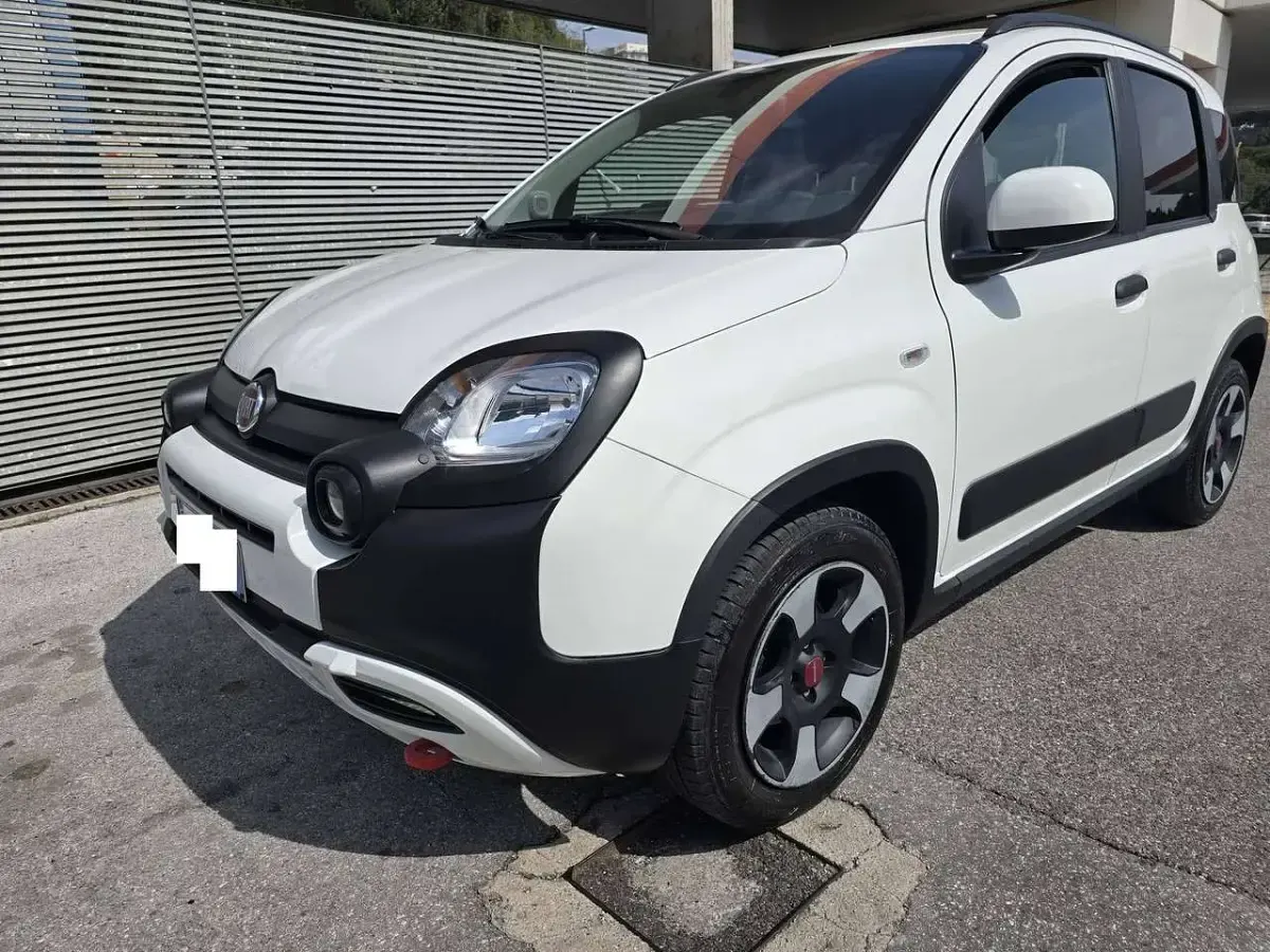 Usata Fiat Panda Cross Cross 69 CV (50 kW) 2024 Bianco Utilitaria