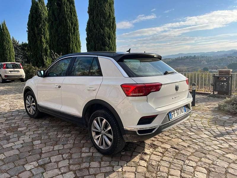 Usata VW T-Roc Style 116 CV (85 kW) 2018 Bianco SUV