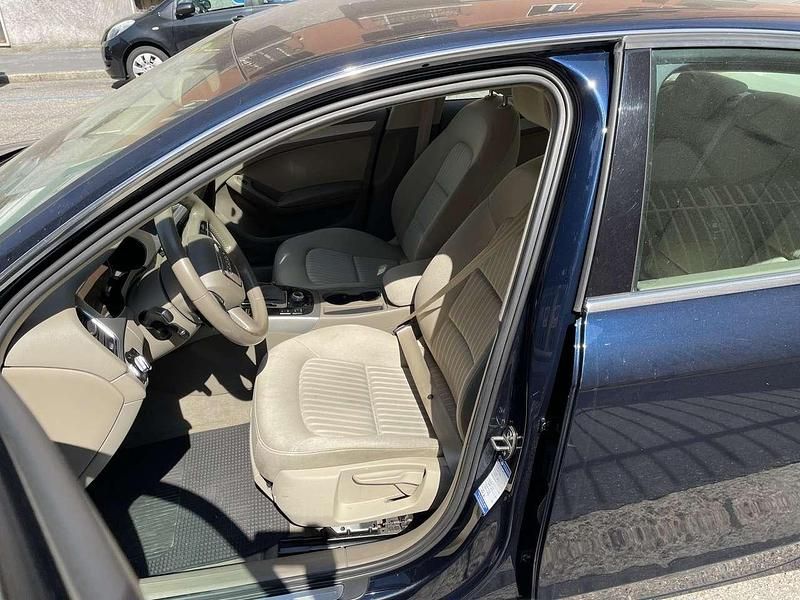 Usata Audi A4 Advanced 239 CV (175 kW) 2010 Blu/azzurro Berlina