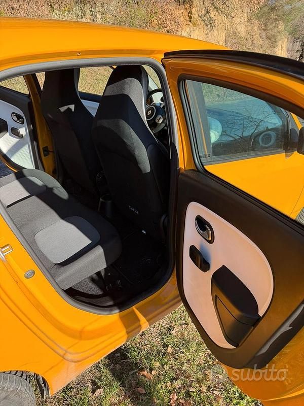 Usata Renault Twingo 60 kW (82 CV) 2021 Utilitaria