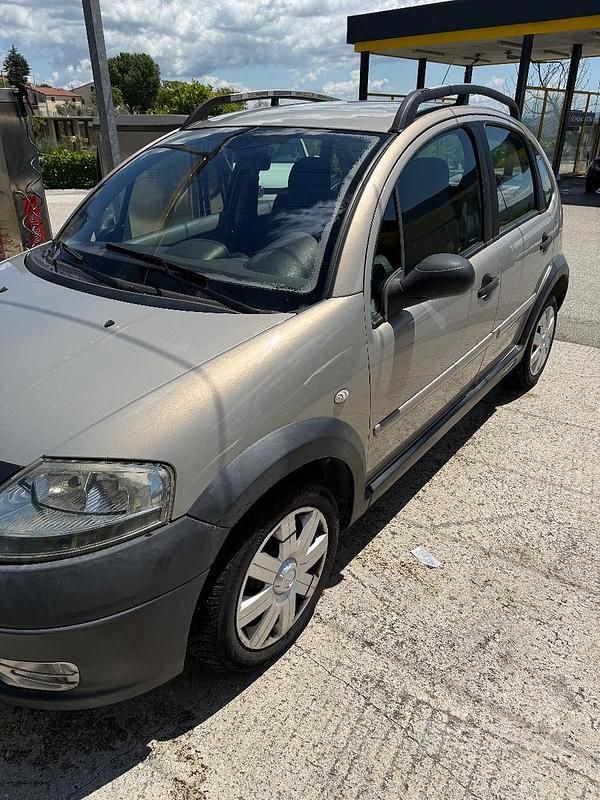 Usata Citroën C3 XTR 90 CV (66 kW) 2005 Grigio Utilitaria