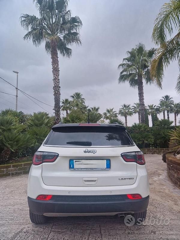 Usata Jeep Compass 120 CV (88 kW) 2018 Bianco SUV