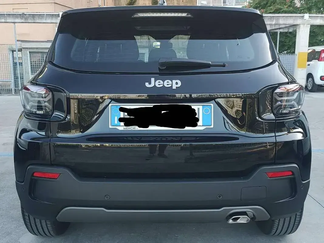 Usata Jeep Avenger Longitude 101 CV (74 kW) 2025 Nero SUV