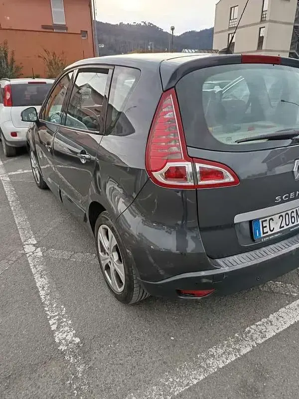 Usata Renault Scenic E-Tech Dynamique 110 CV (80 kW) 2010 Monovolume