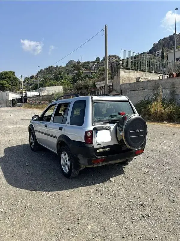 Usata Land Rover Freelander 111 CV (81 kW) 2002 SUV
