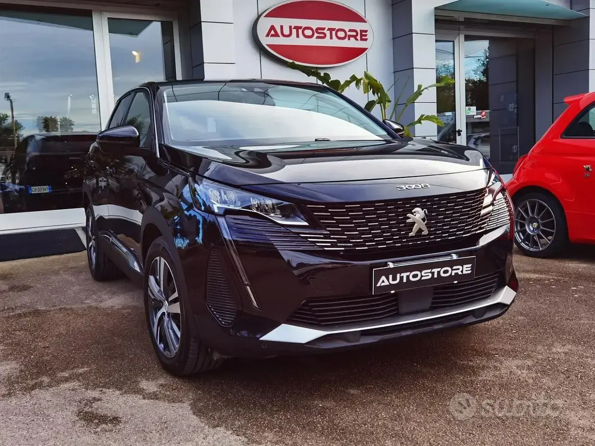 Usata Peugeot 3008 Allure 131 CV (96 kW) 2022 Nero SUV