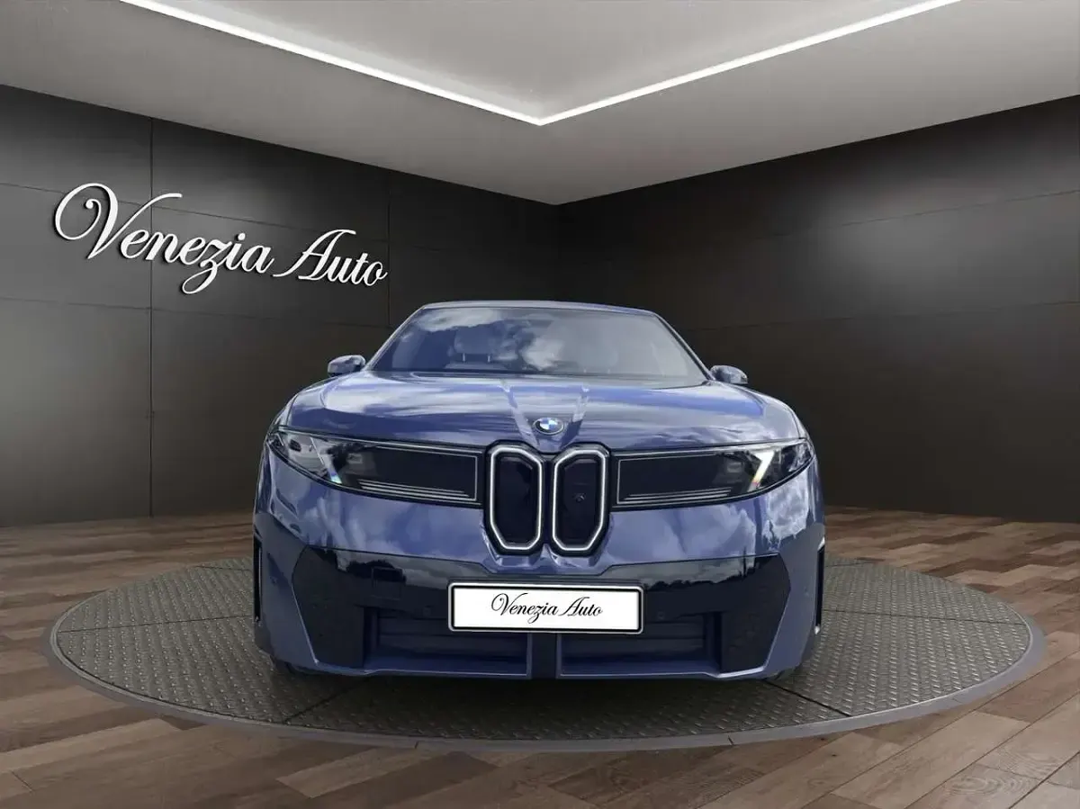 Nuova BMW iX3 M Sport 344 kW (468 CV) 2025 Blu/azzurro SUV