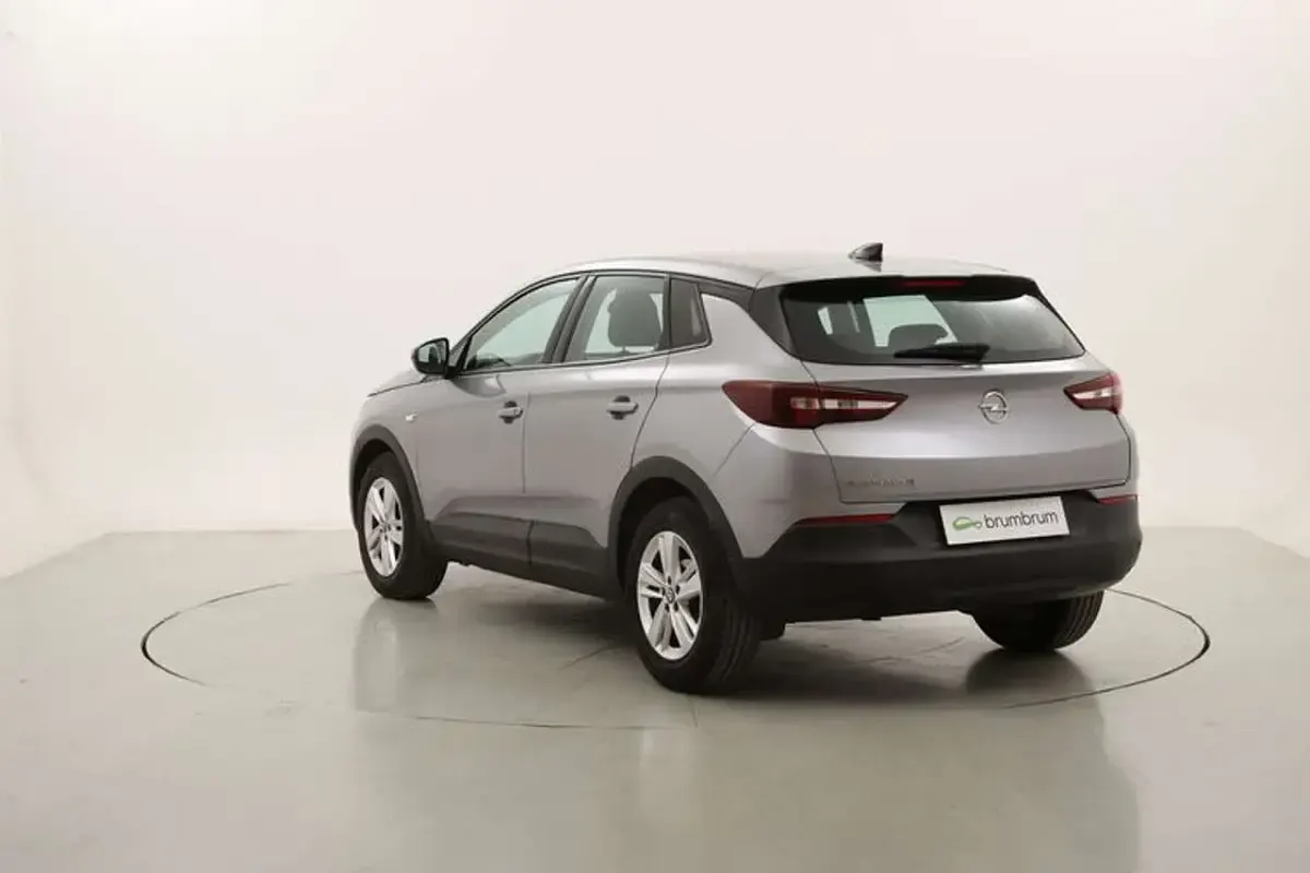 Usata Opel Grandland X Business 131 CV (96 kW) 2020 Argento SUV