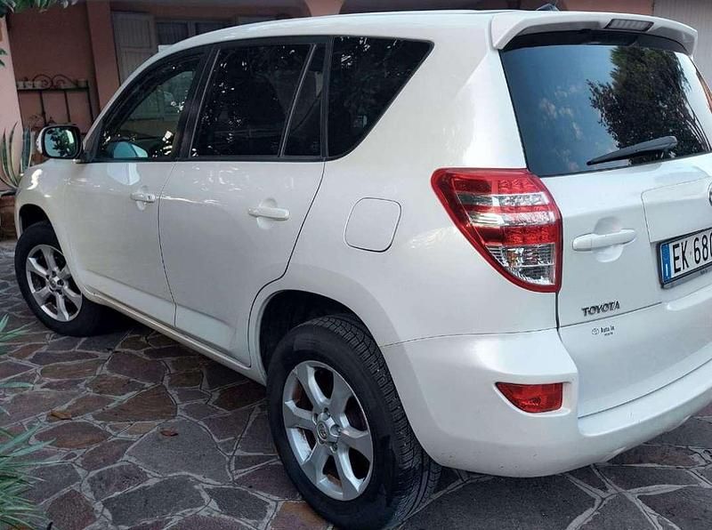 Usata Toyota RAV4 150 CV (110 kW) 2012 Bianco SUV