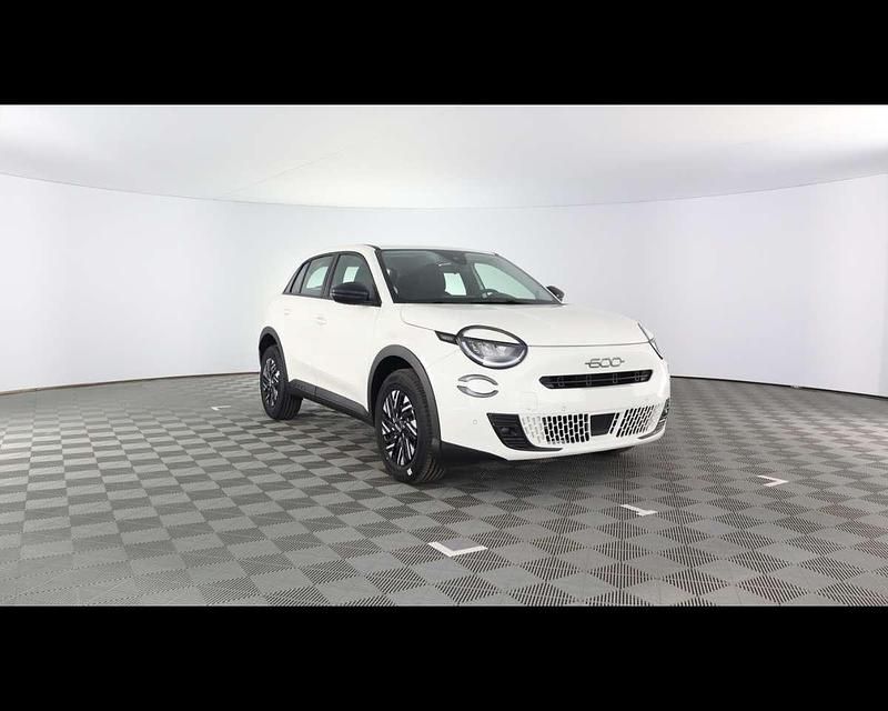 Nuova Fiat 600 101 CV (74 kW) 2025 Antidote white SUV