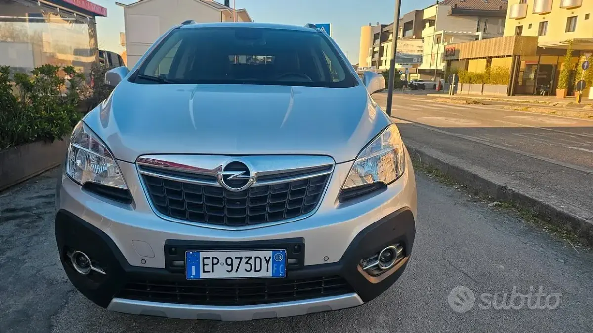 Usata Opel Mokka 131 CV (96 kW) 2013 Grigio SUV