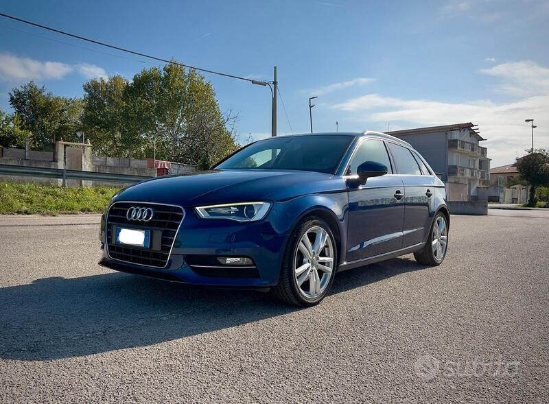Usata Audi A3 Ambition 105 CV (77 kW) 2013 Blu/azzurro Berlina