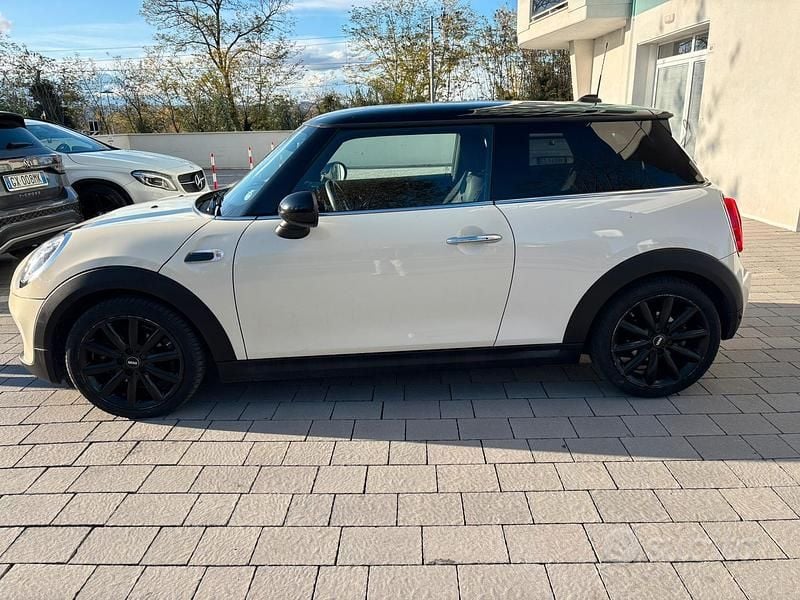 Usata Mini Cooper Hype 116 CV (85 kW) 2017 Bianco Utilitaria