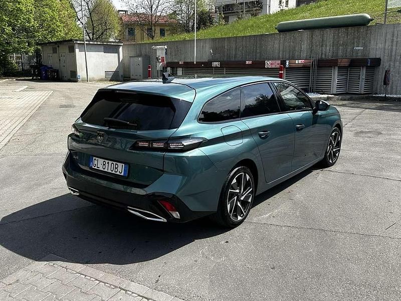 Usata Peugeot 308 SW Allure 131 CV (96 kW) 2022 Station wagon