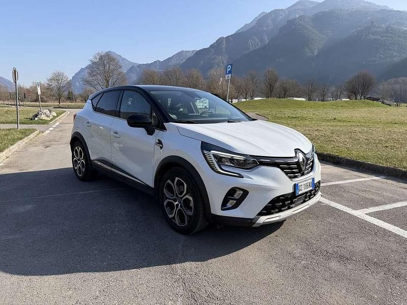 Usata Renault Captur Initiale Paris 92 CV (67 kW) 2021 SUV
