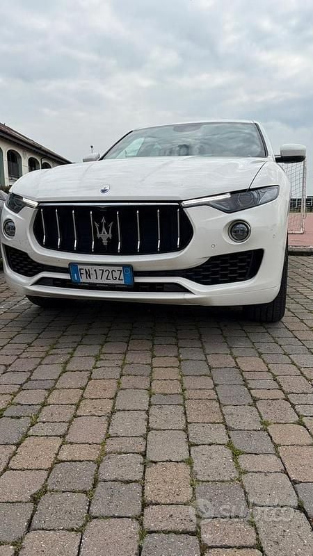 Usata Maserati Levante 250 CV (183 kW) 2018 Bianco SUV