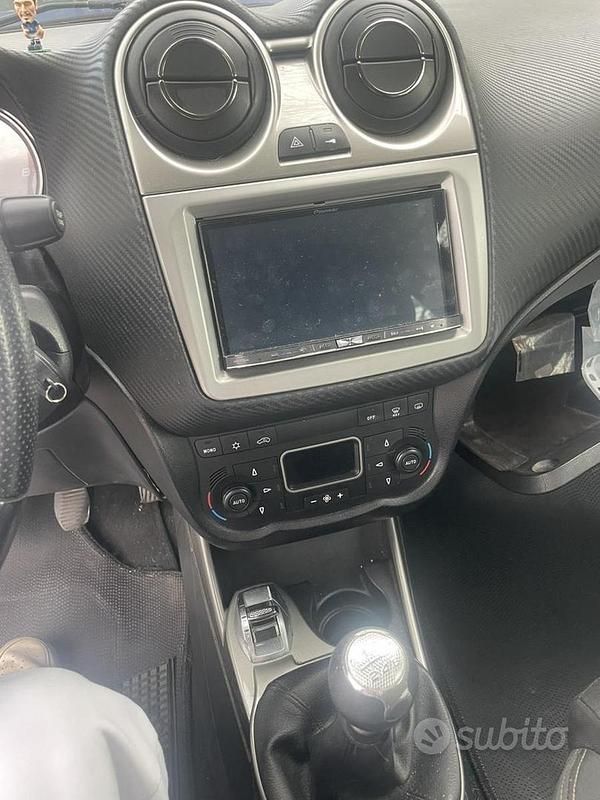 Usata Alfa Romeo MiTo 155 CV (114 kW) 2009 Bianco Utilitaria