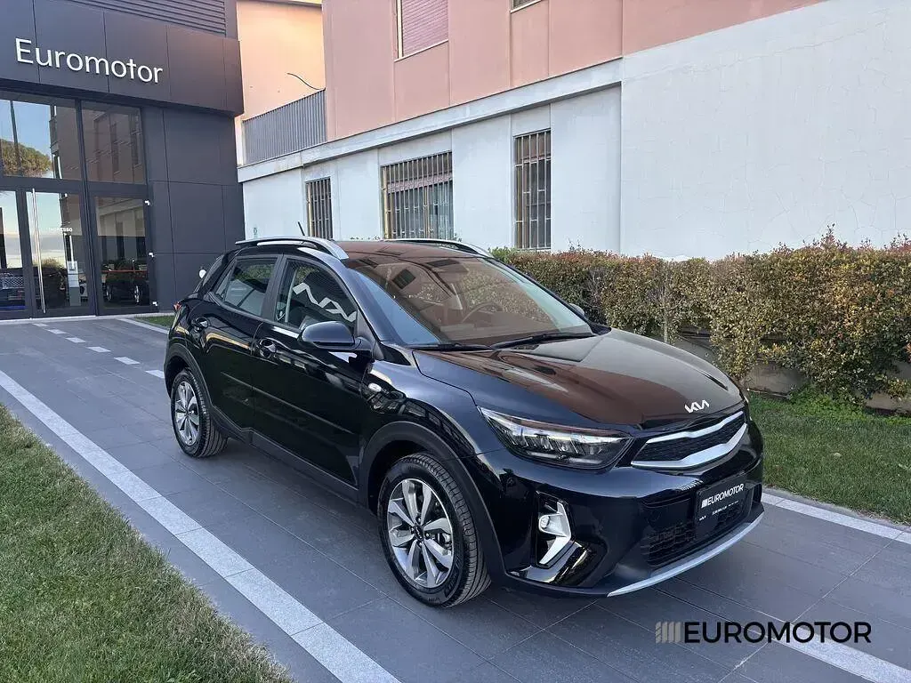 Usata Kia Stonic Style 101 CV (74 kW) 2023 Nero SUV