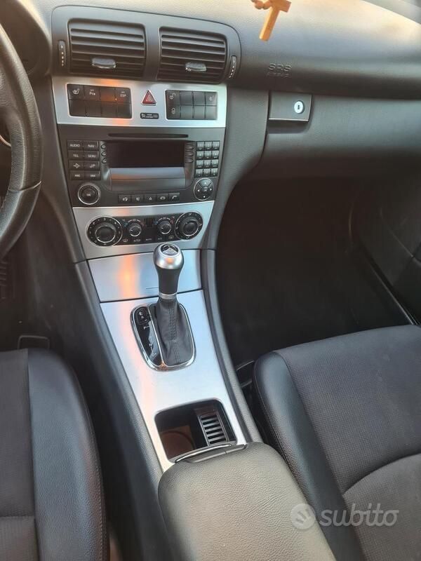 Usata Mercedes CLC180 Chrome 143 CV (105 kW) 2009 Nero Utilitaria