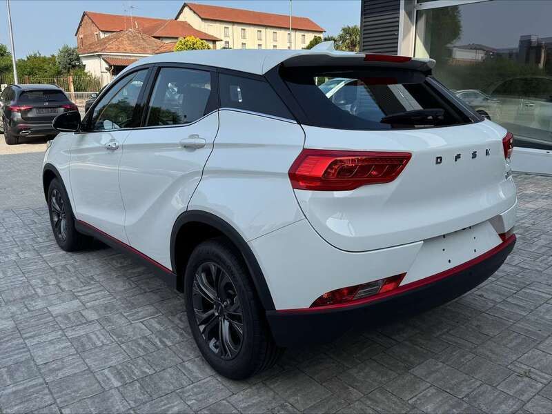 Nuova DFSK Glory 500 106 CV (77 kW) 2025 Bianco SUV