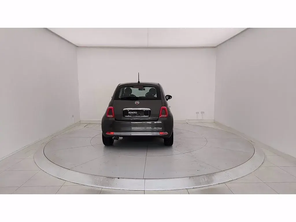 Usata Fiat 500 Lounge 69 CV (50 kW) 2019 Grigio cenere Utilitaria