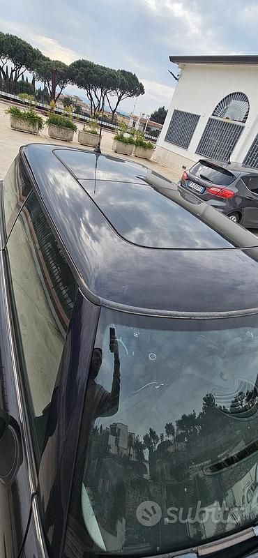 Usata Mini Cooper D 109 CV (80 kW) 2009 Nero Utilitaria
