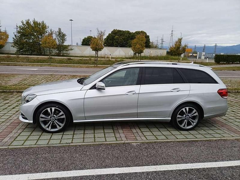 Usata Mercedes E250 Premium 204 CV (150 kW) 2014 Argento Station wagon