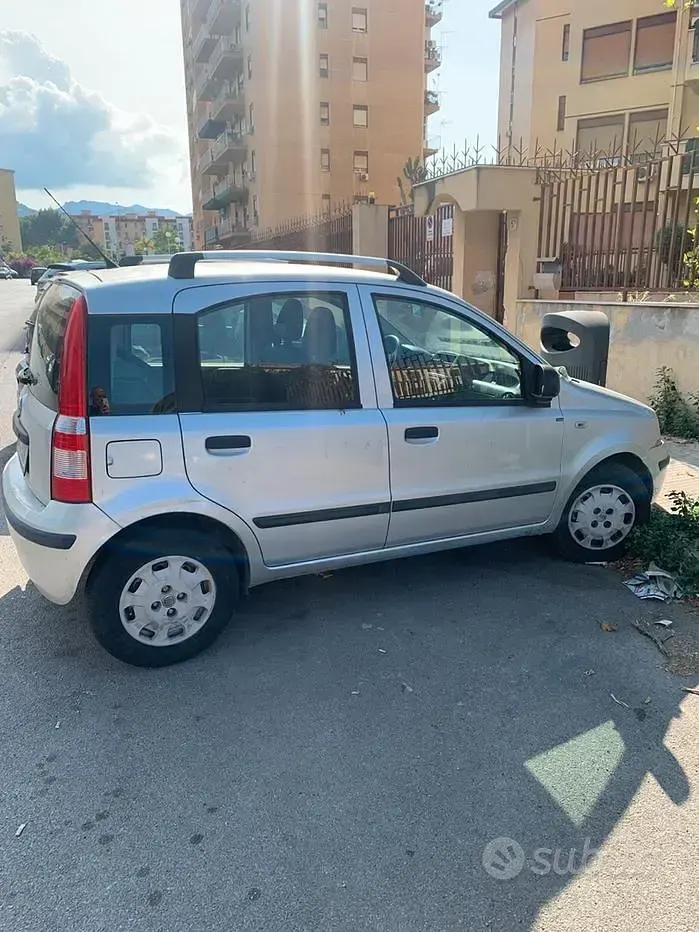 Usata Fiat Panda 69 CV (50 kW) 2011 Grigio Utilitaria