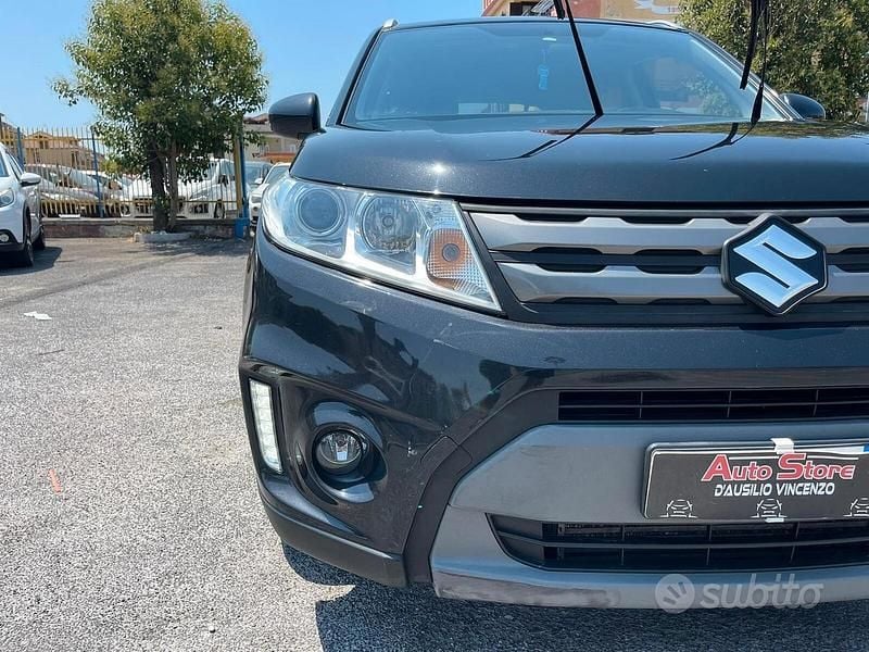 Usata Suzuki Vitara 120 CV (88 kW) 2017 Nero Berlina