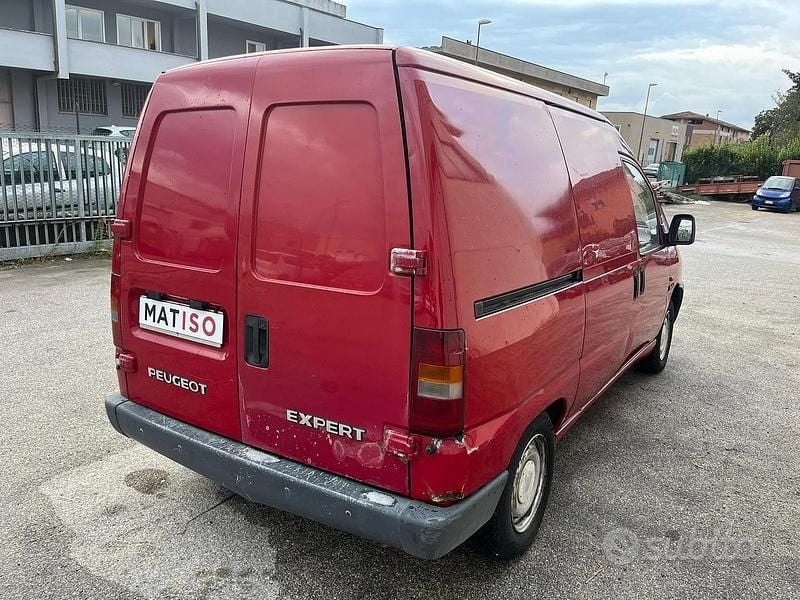 Usata Peugeot Expert 90 CV (66 kW) 1999 Rosso Furgone
