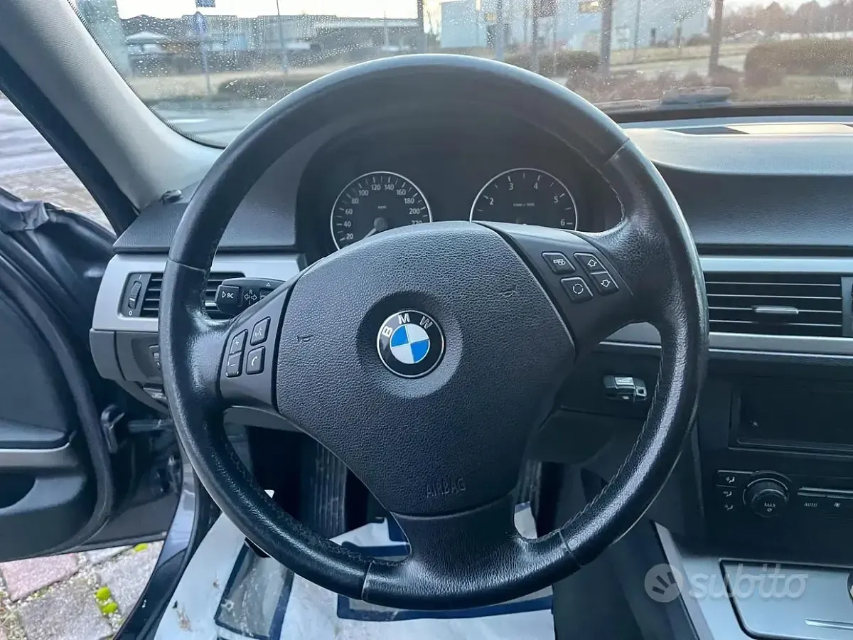 Occasion BMW 320 150 ch (110 kW) 2005 Gris Berline