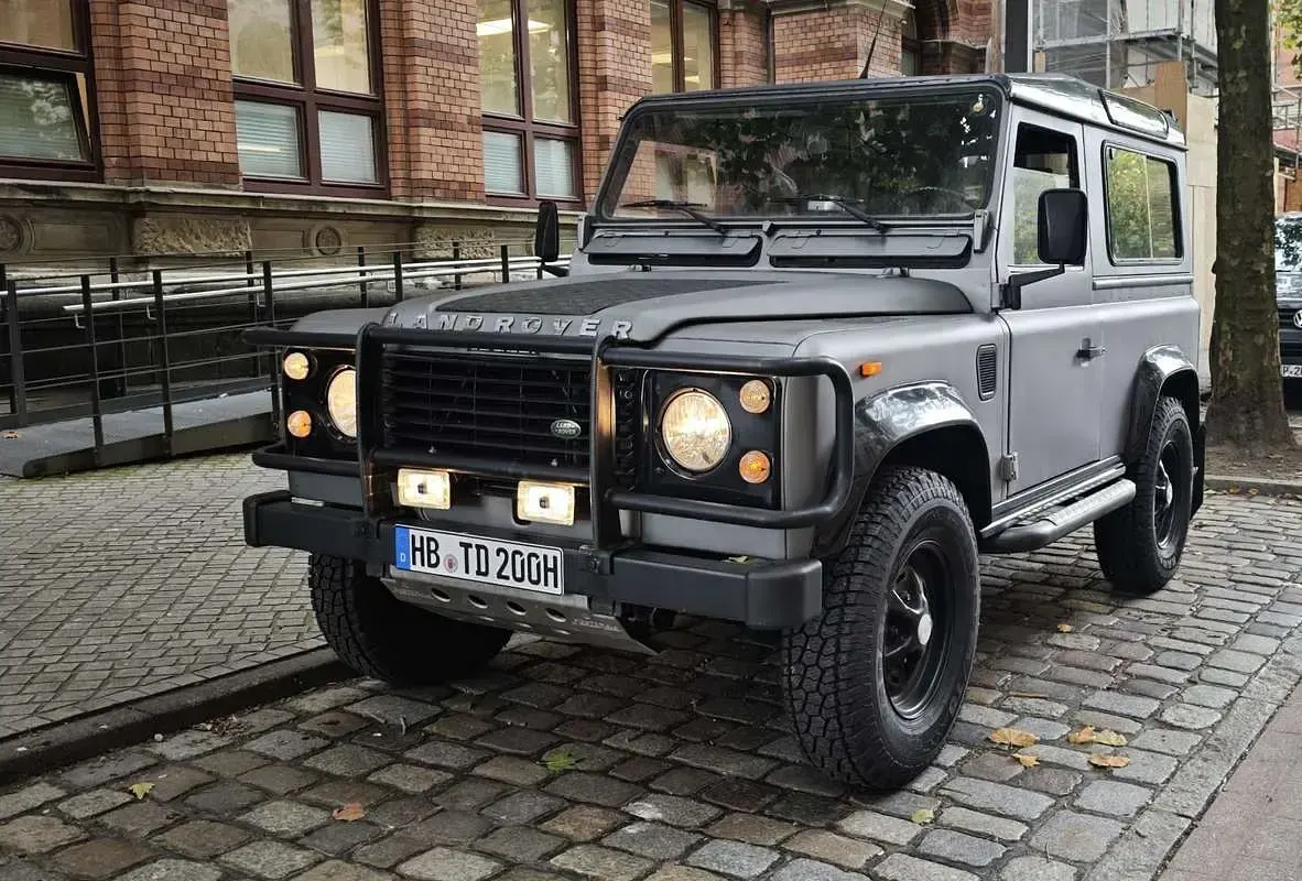 Usata Land Rover Defender 109 CV (80 kW) 1991 SUV