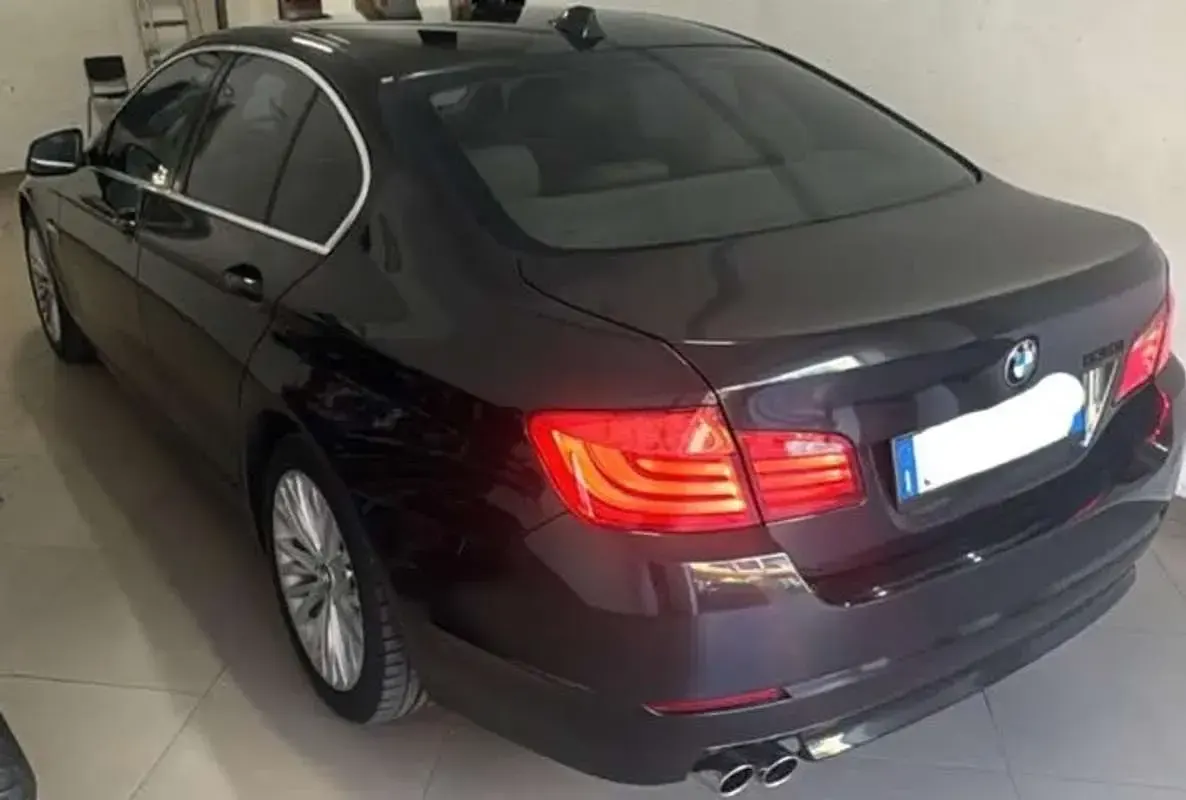 Usata BMW 523 M Sport 204 CV (150 kW) 2010 Berlina